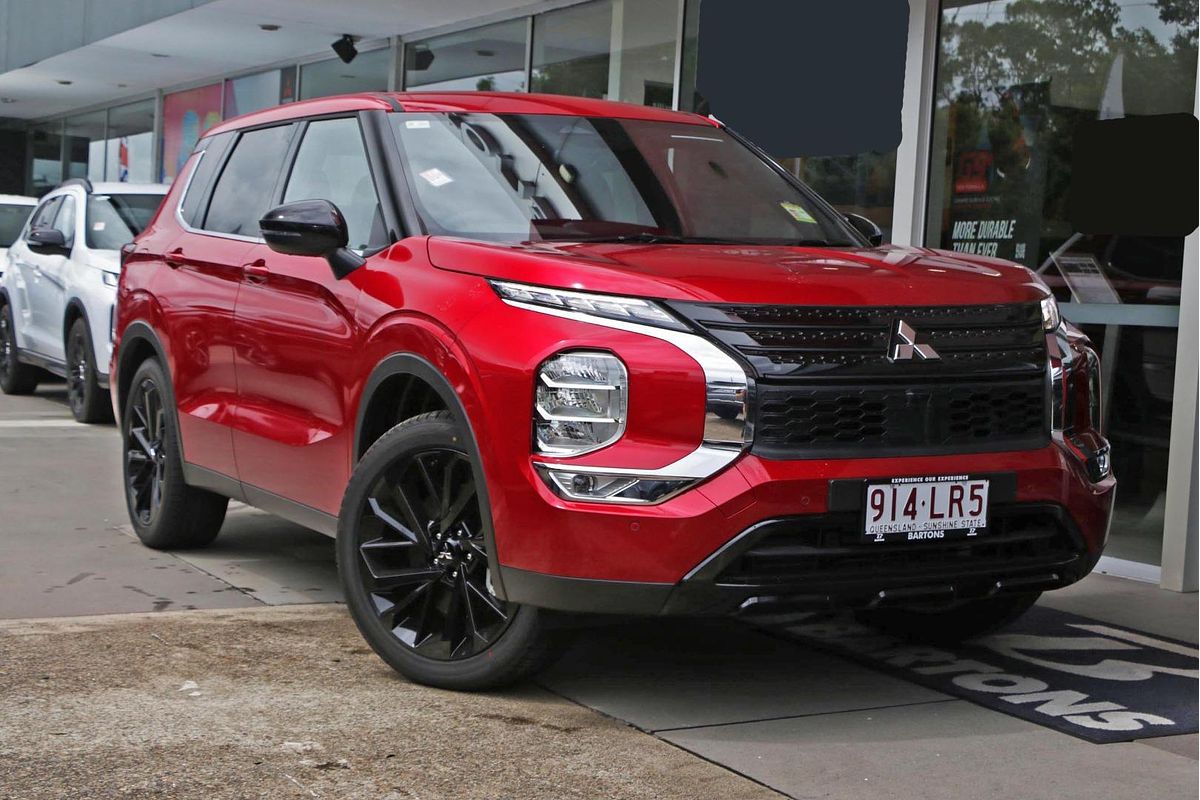 2024 Mitsubishi Outlander Black Edition ZM