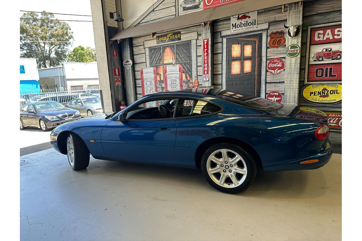 1997 Jaguar XK8 Classic