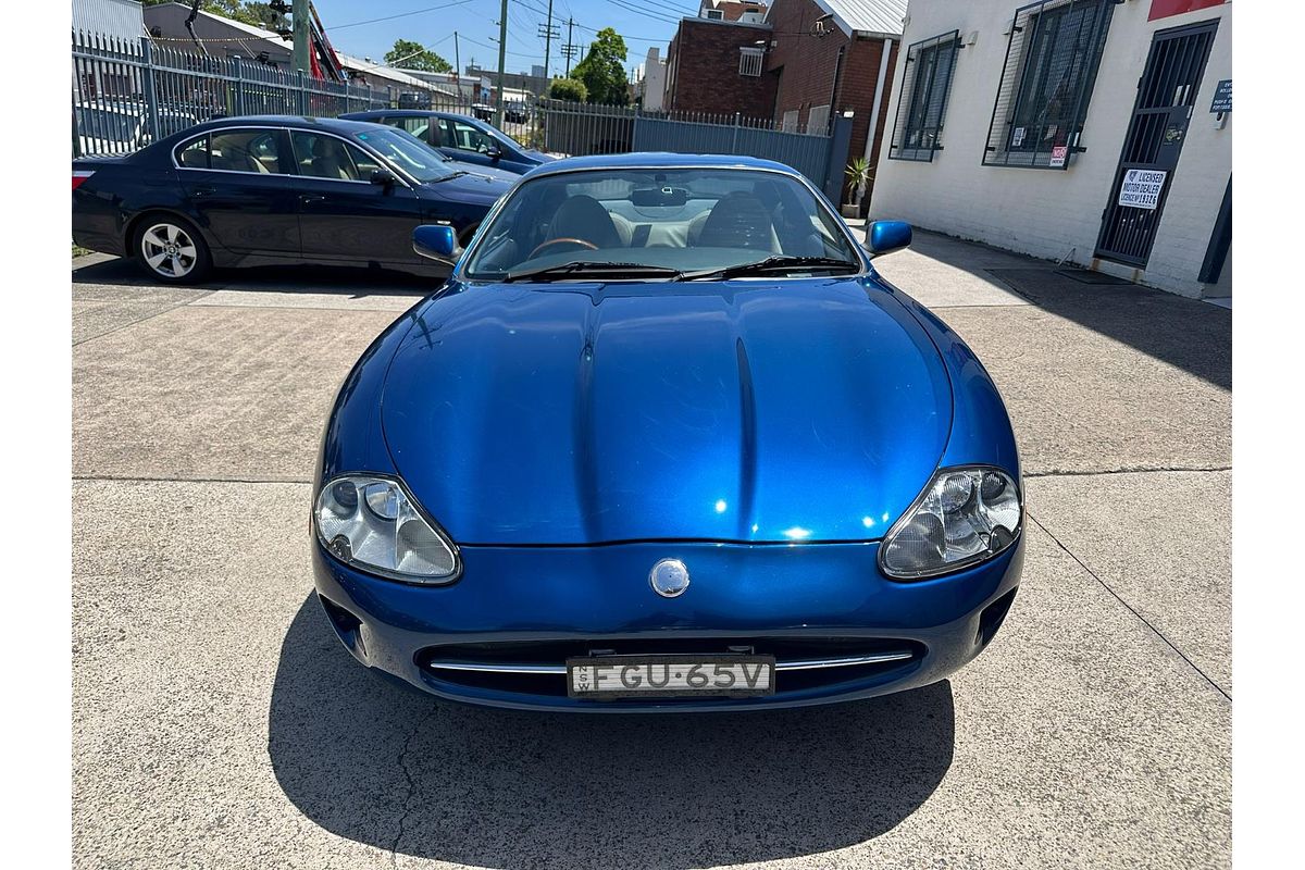 1997 Jaguar XK8 Classic
