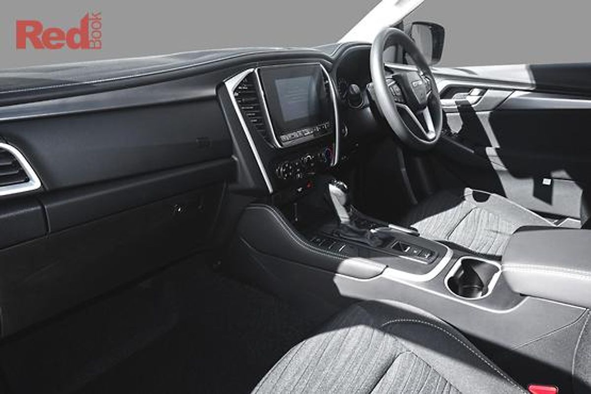 2023 Isuzu MU-X LS-M