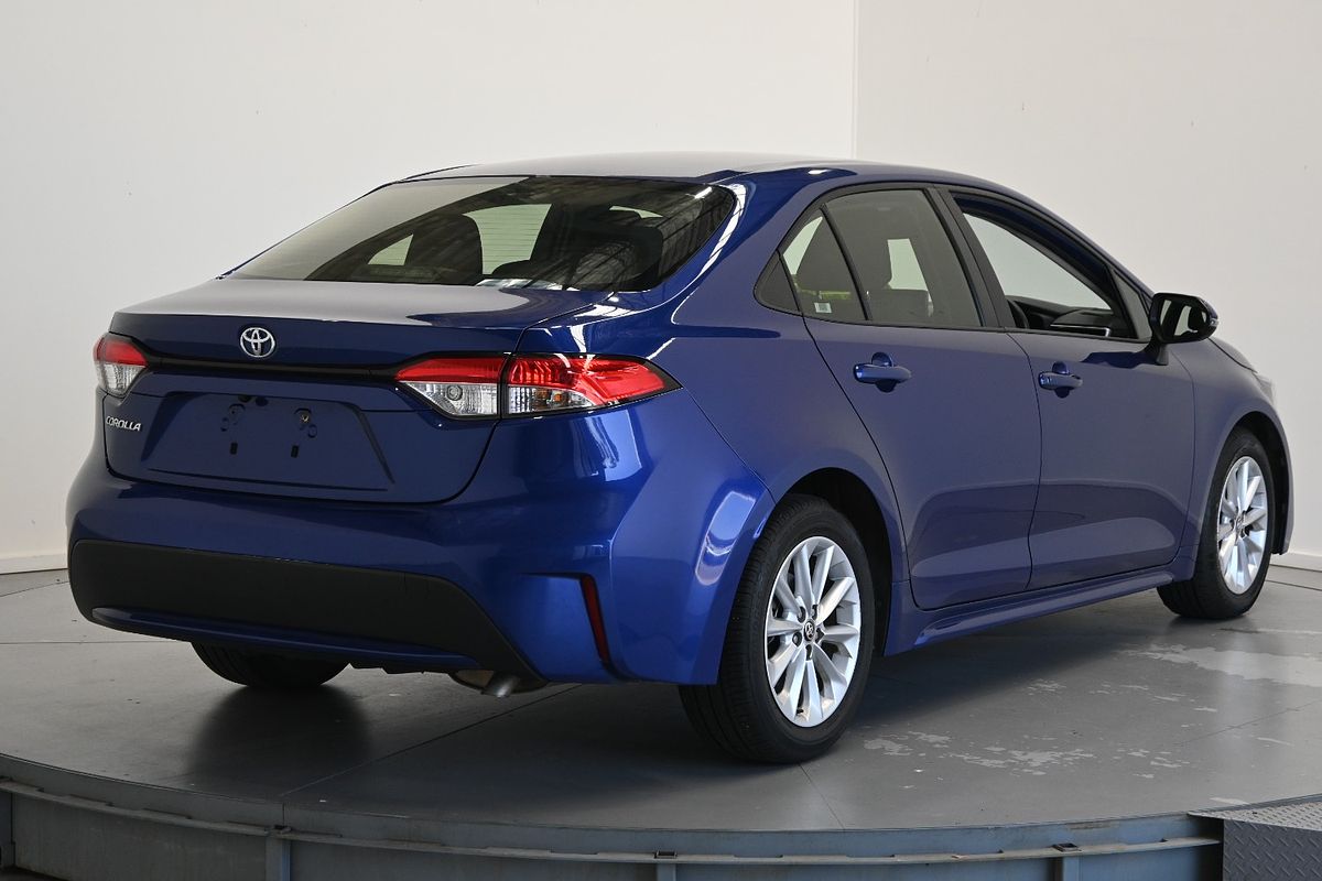 2022 Toyota Corolla sedan 4390560A0