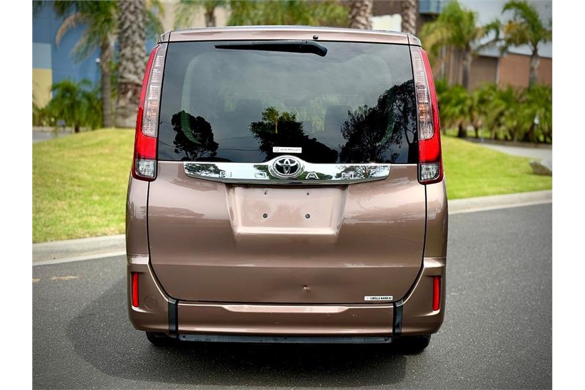 2015 Toyota Noah Welcab ZRR80