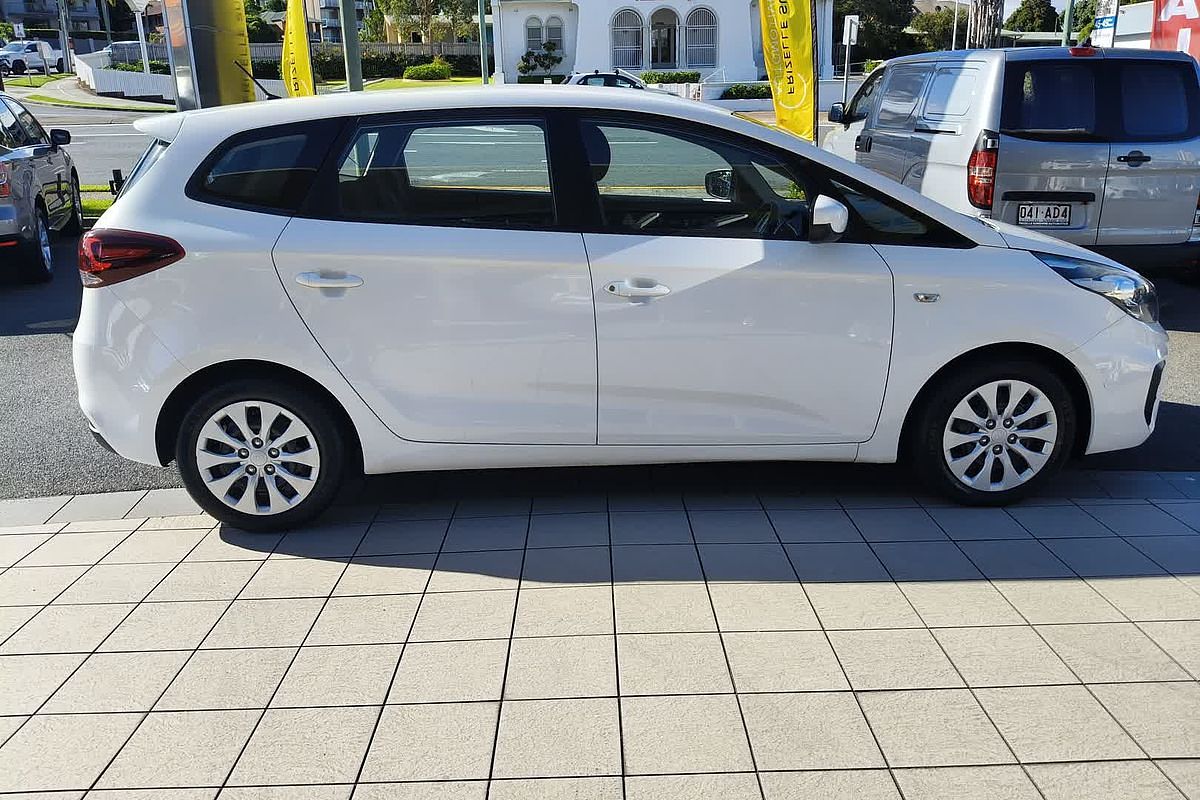 2016 Kia Rondo S RP