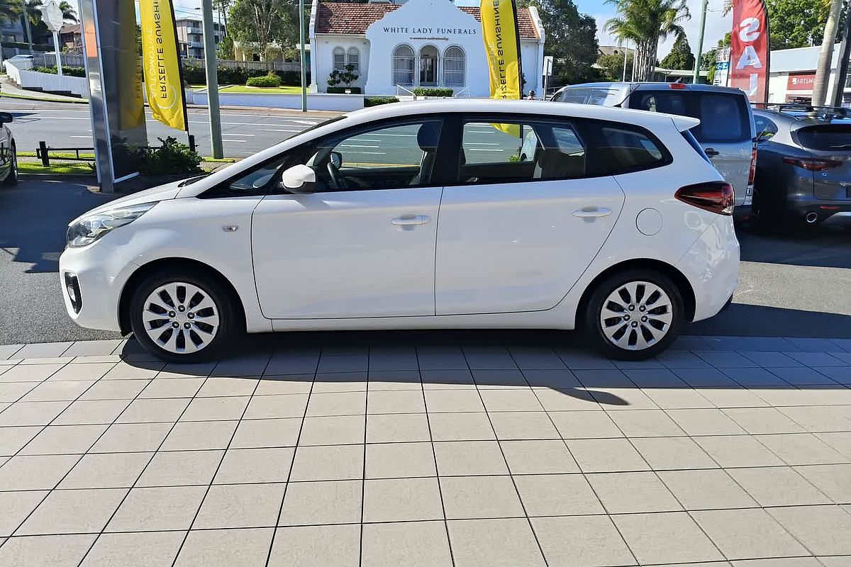 2016 Kia Rondo S RP