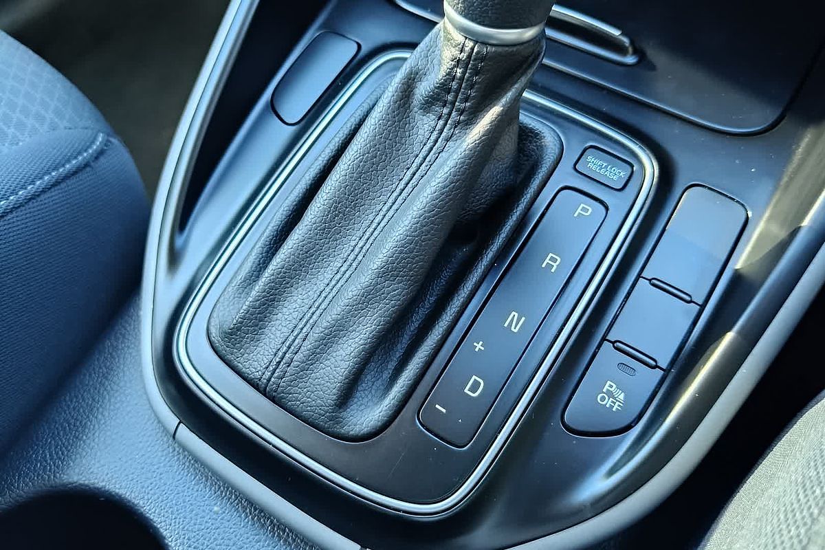 2016 Kia Rondo S RP