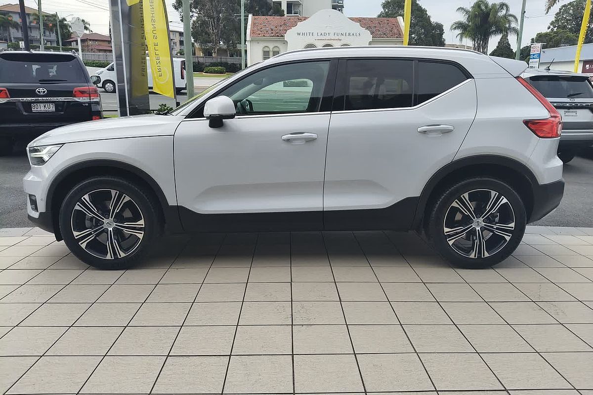 2022 Volvo XC40 T4 Inscription