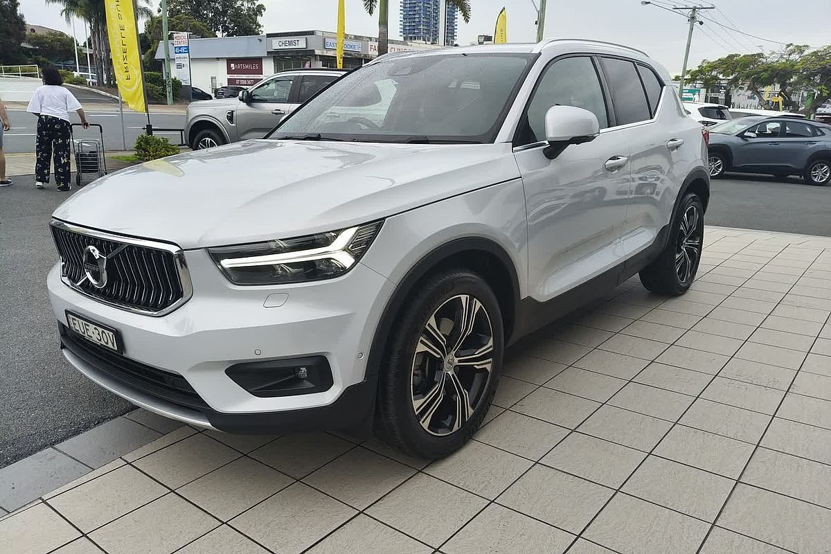 2022 Volvo XC40 T4 Inscription