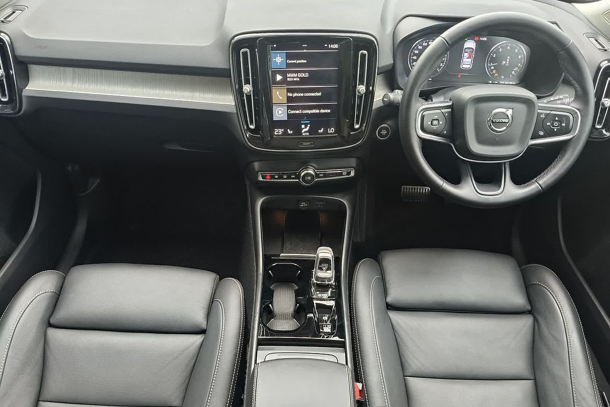 2022 Volvo XC40 T4 Inscription