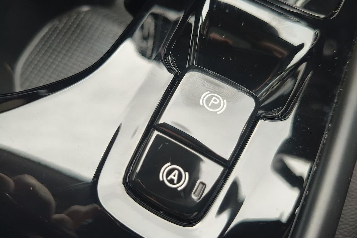 2022 Volvo XC40 T4 Inscription