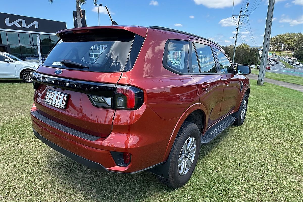 2024 Ford Everest Ambiente