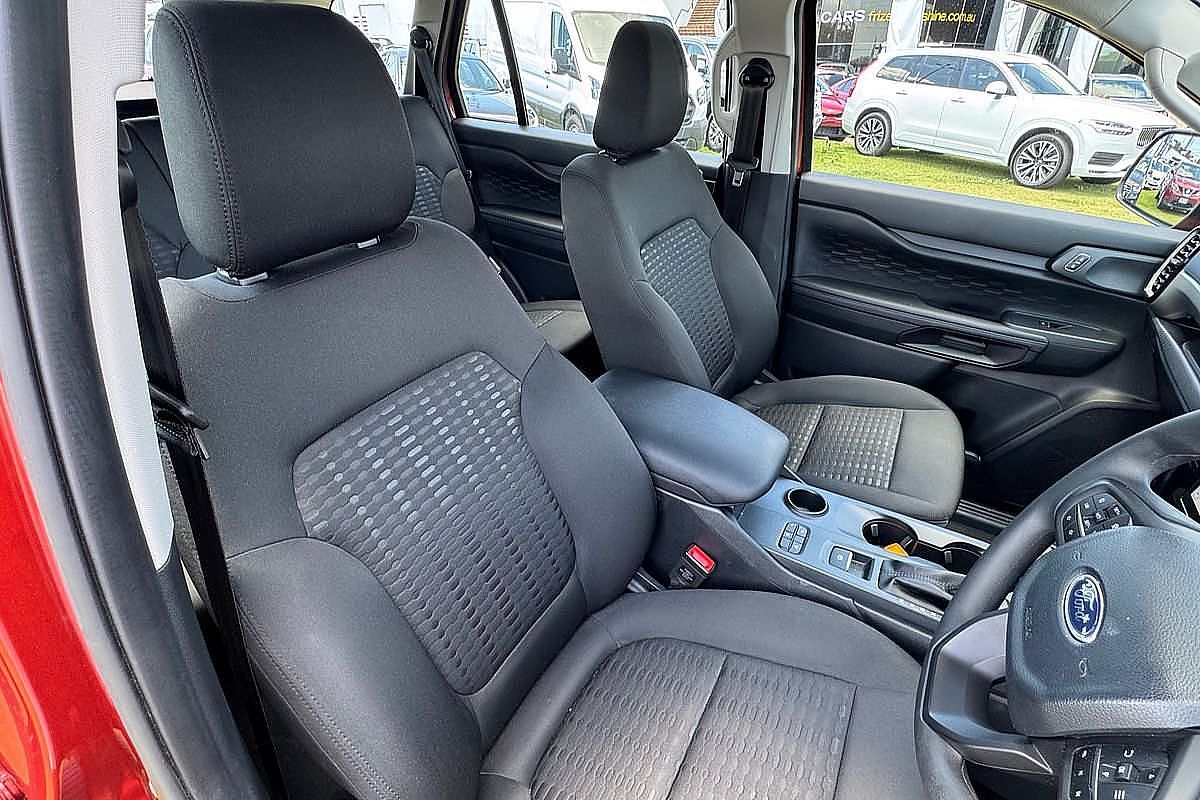 2024 Ford Everest Ambiente