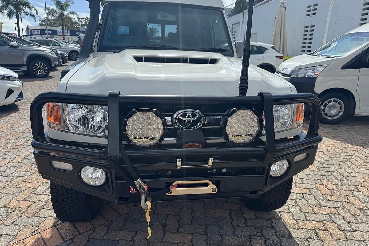 2017 Toyota Landcruiser GXL Troopcarrier VDJ78R