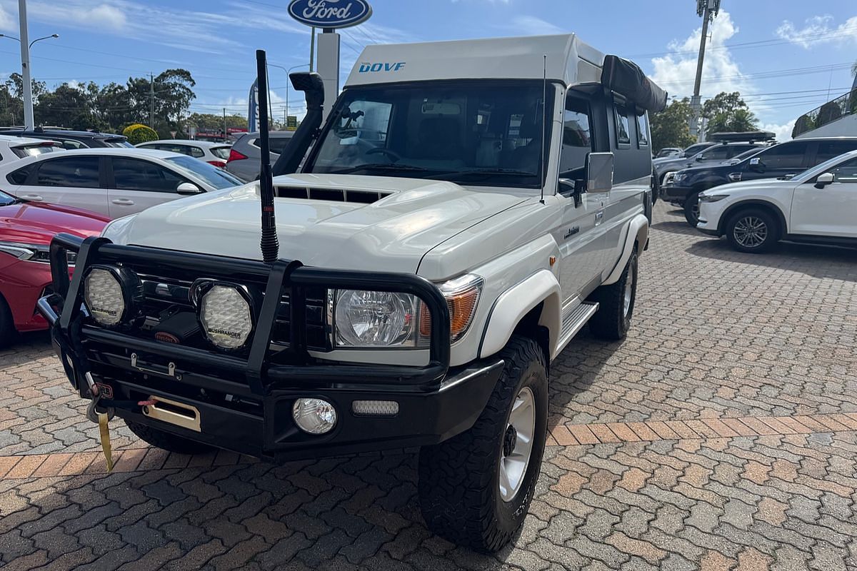 2017 Toyota Landcruiser GXL Troopcarrier VDJ78R
