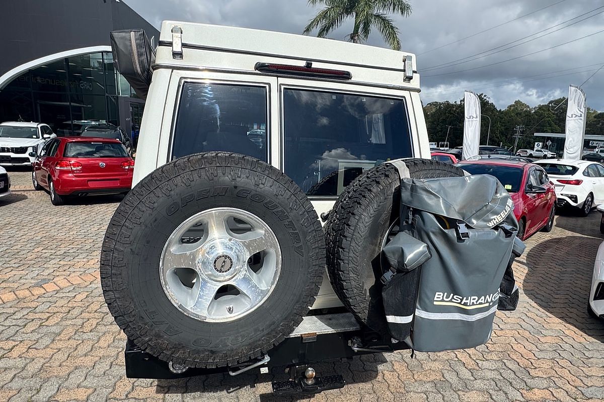 2017 Toyota Landcruiser GXL Troopcarrier VDJ78R