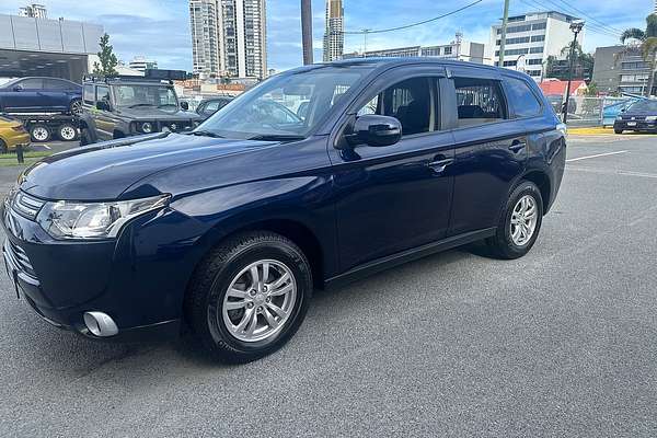 2013 Mitsubishi Outlander LS ZJ