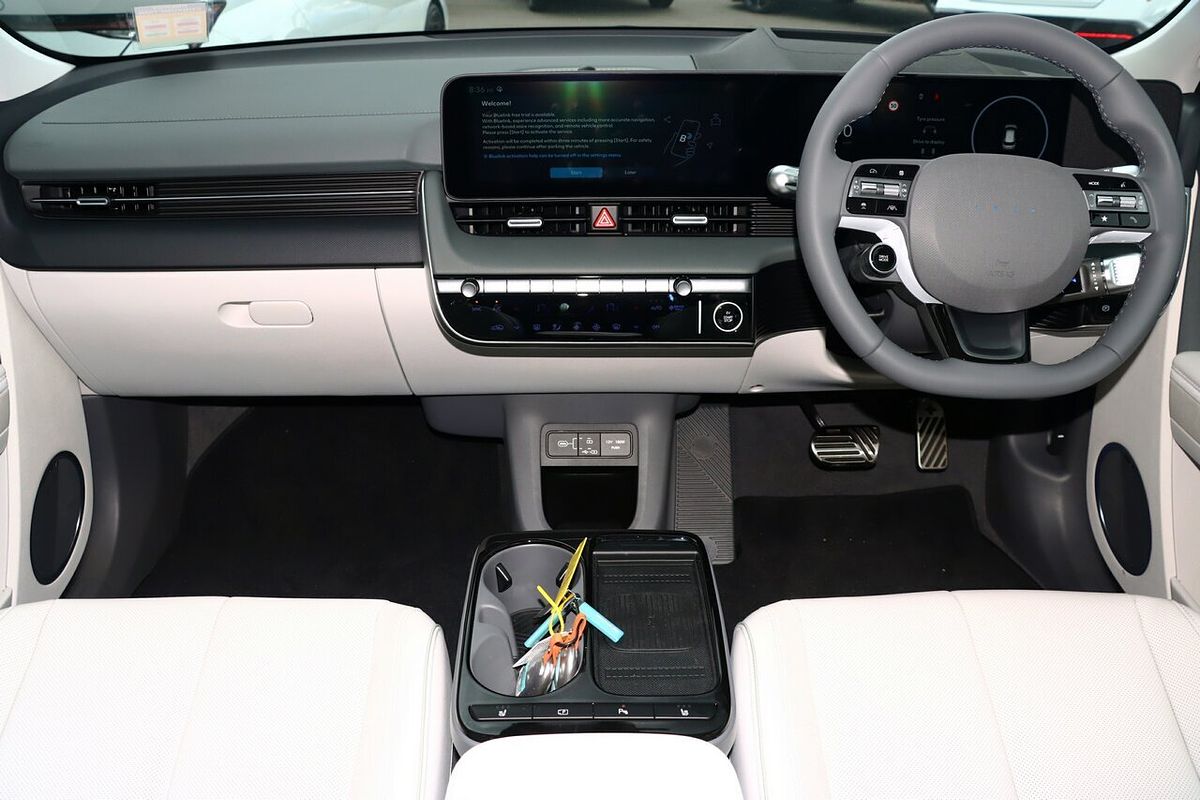 2024 Hyundai IONIQ 5 DYNAMIQ NE.V5