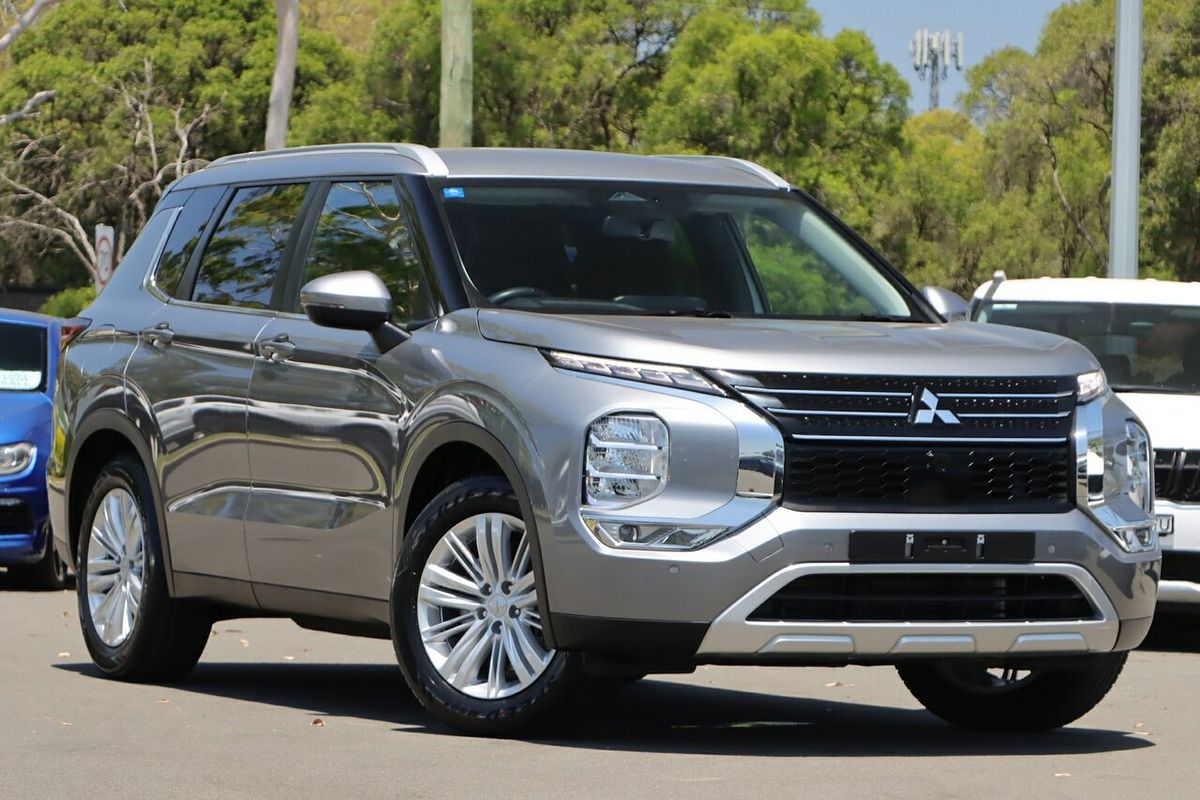 2022 Mitsubishi Outlander LS ZM