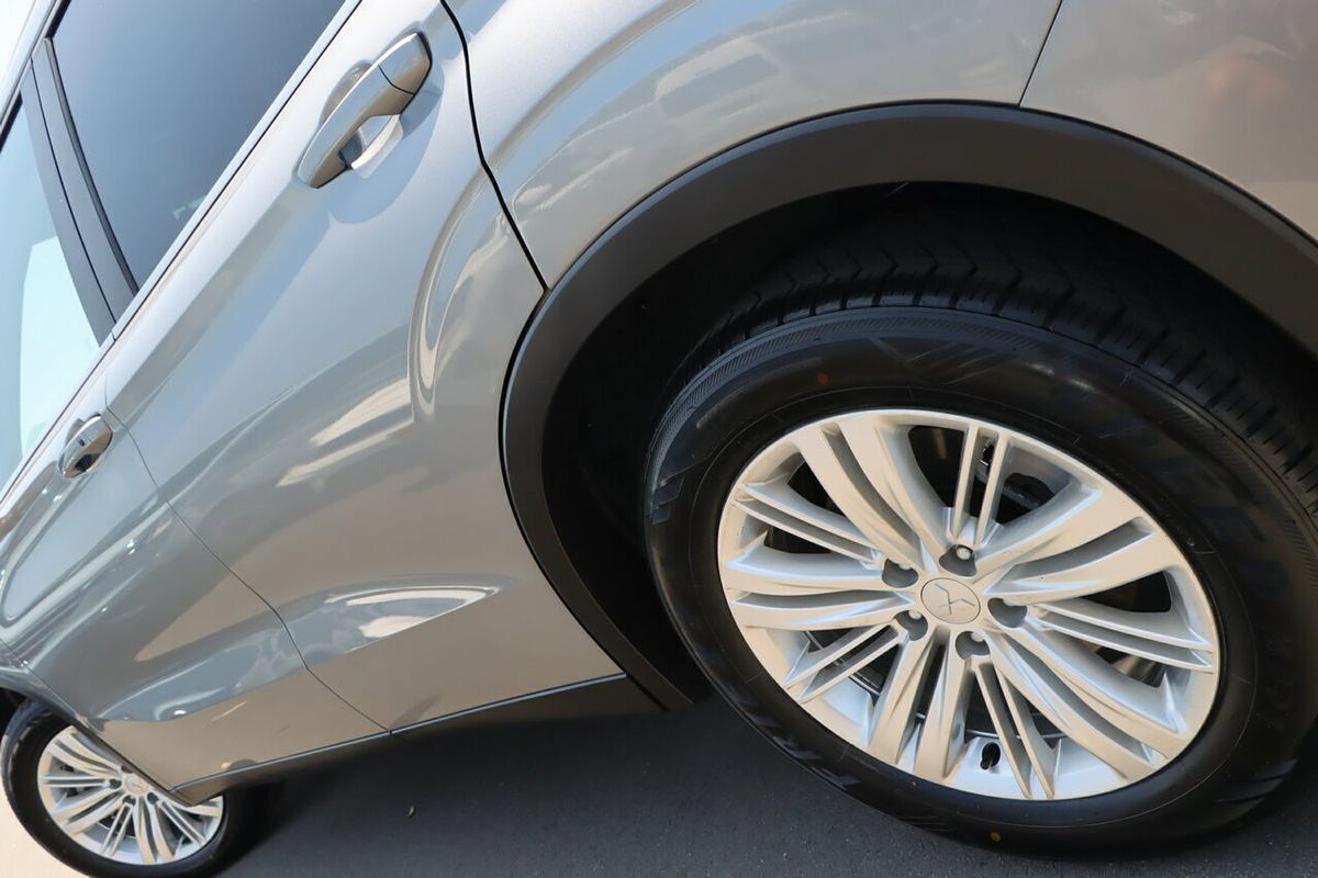 2022 Mitsubishi Outlander LS ZM