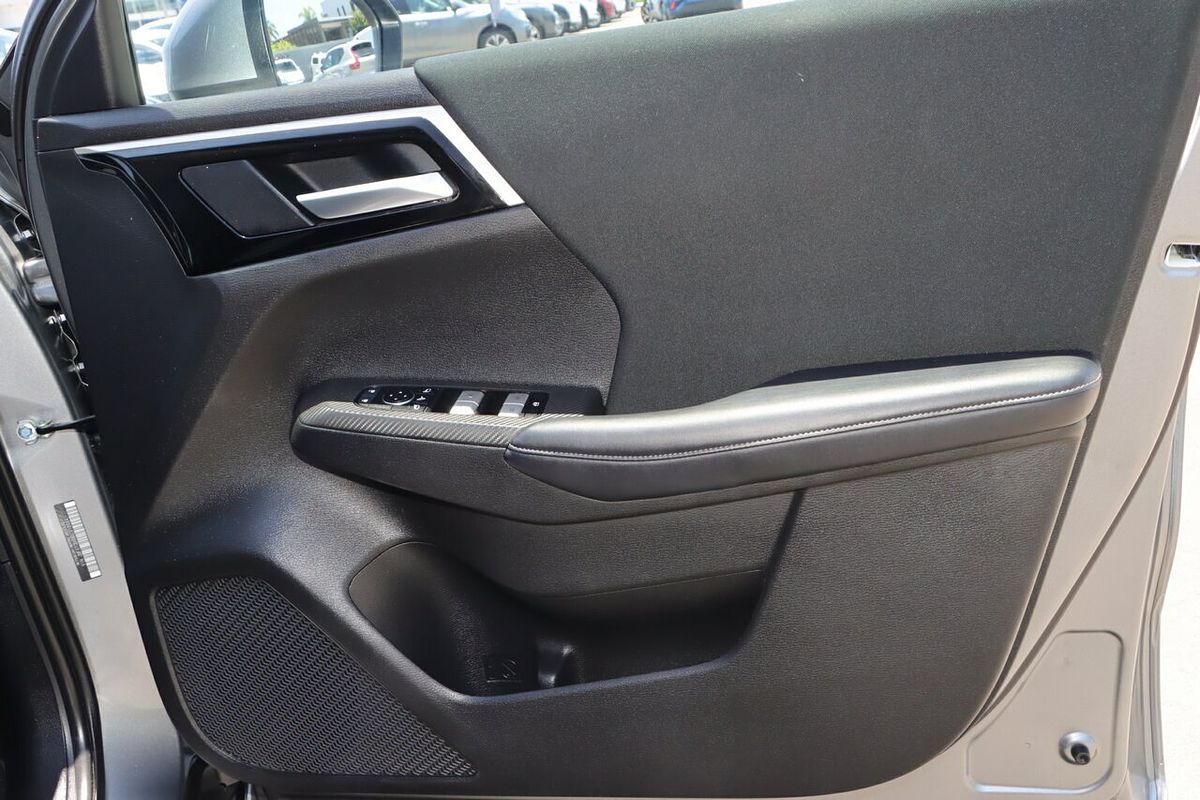 2022 Mitsubishi Outlander LS ZM