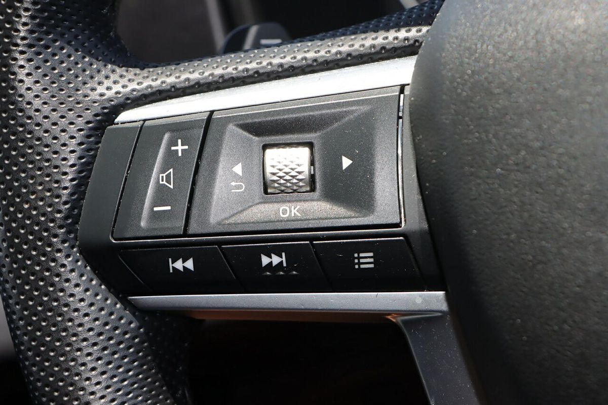 2022 Mitsubishi Outlander LS ZM