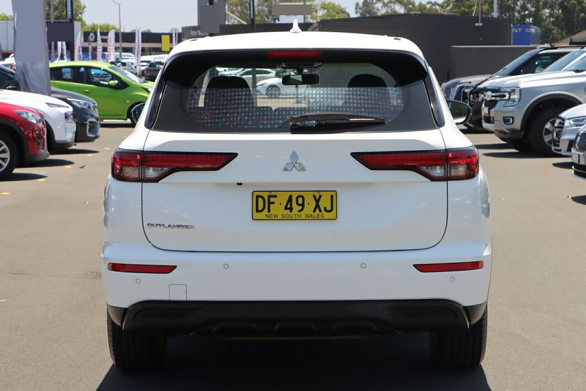 2021 Mitsubishi Outlander ES ZM