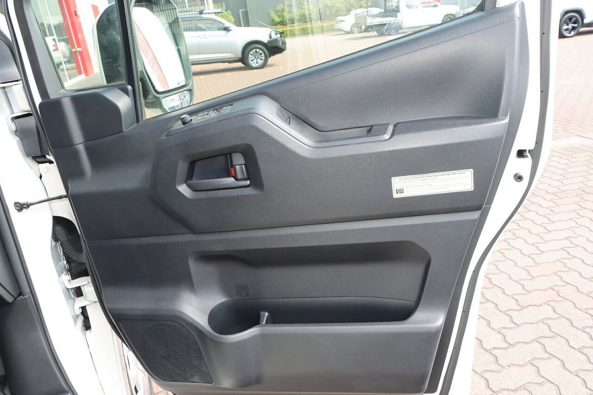 2021 Toyota Hiace GDH320R
