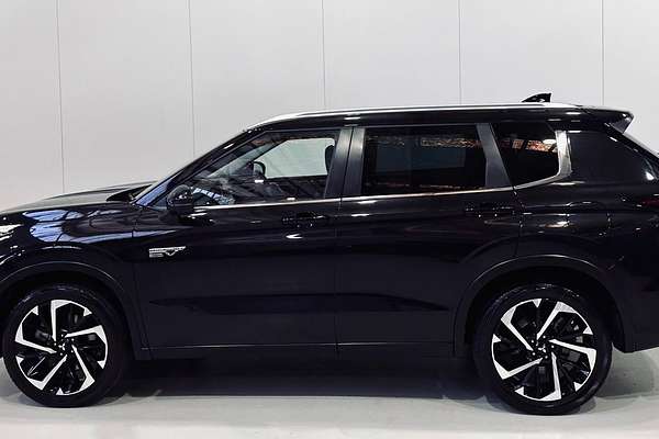 2022 Mitsubishi Outlander PHEV Aspire ZM