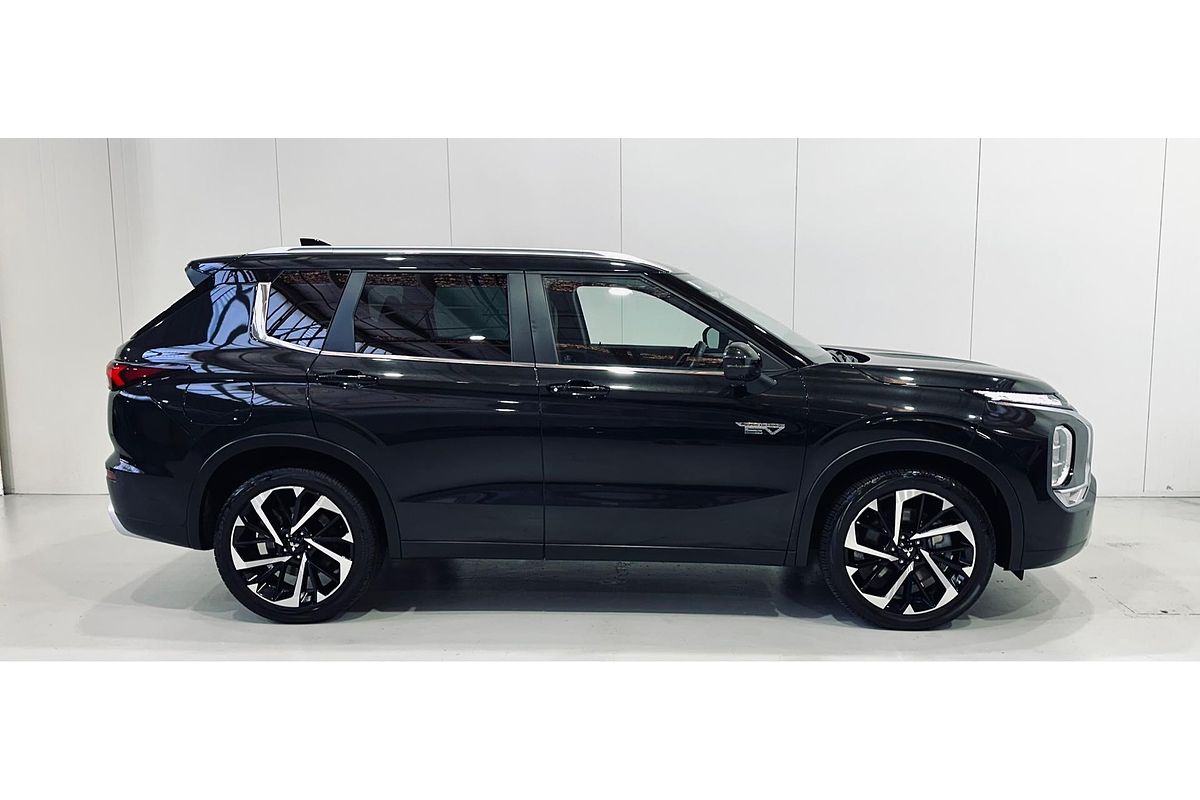 2022 Mitsubishi Outlander PHEV Aspire ZM AWD