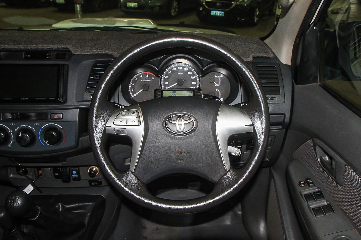 2011 Toyota Hilux SR KUN26R 4X4