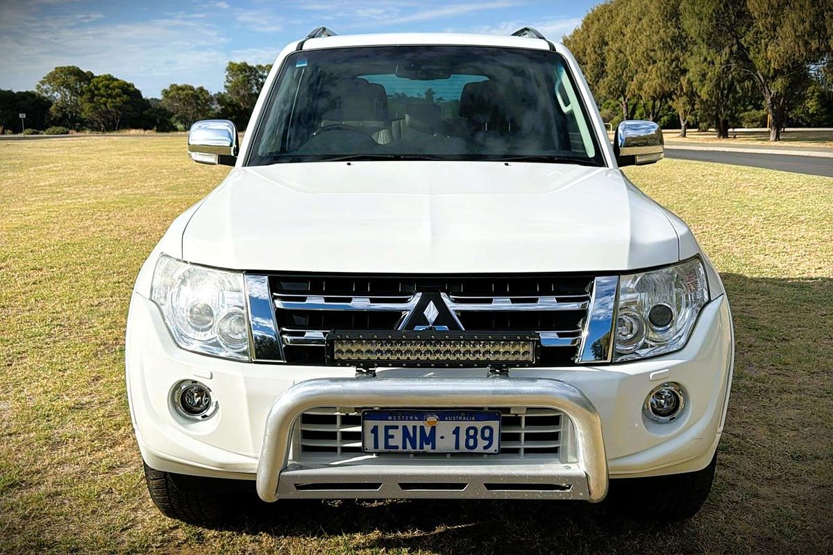 2014 Mitsubishi Pajero Exceed NW