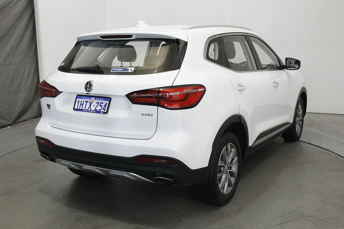 2022 MG HS Vibe SAS23