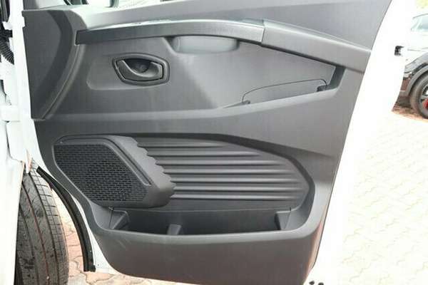 2024 Renault Trafic Pro X82 LWB