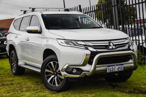 2016 Mitsubishi Pajero Sport GLX QE