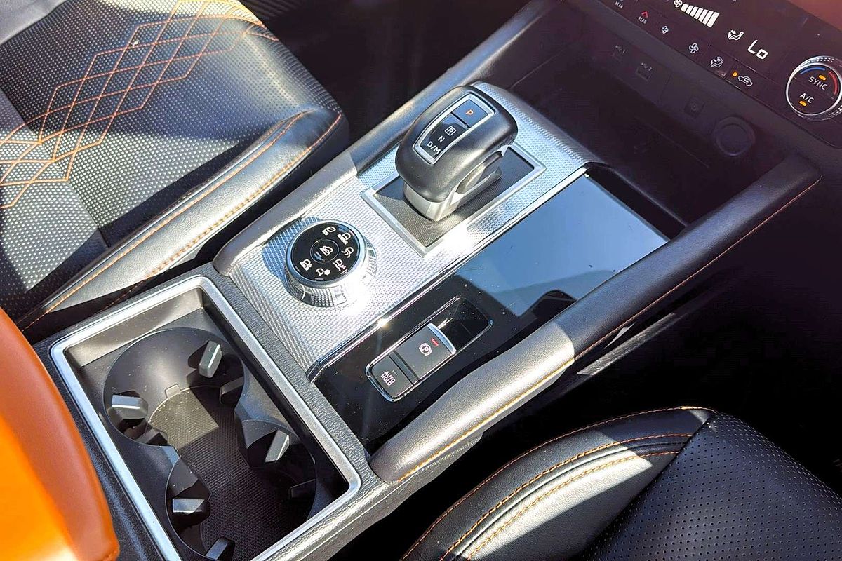 2023 Mitsubishi Outlander Exceed Tourer ZM