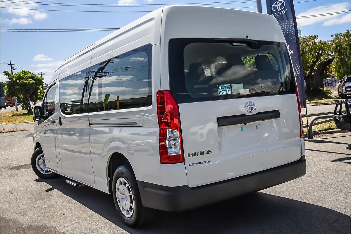 2021 Toyota Hiace Commuter GDH322R