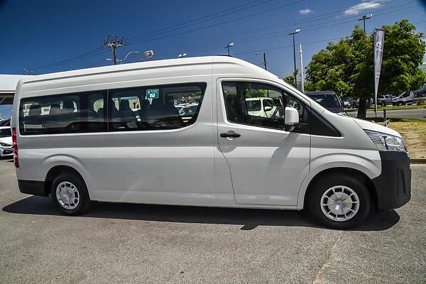 2021 Toyota Hiace Commuter GDH322R