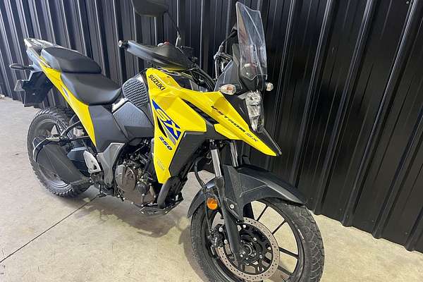 2024 Suzuki DS250