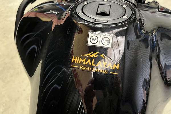 2025 Royal Enfield Himalayan