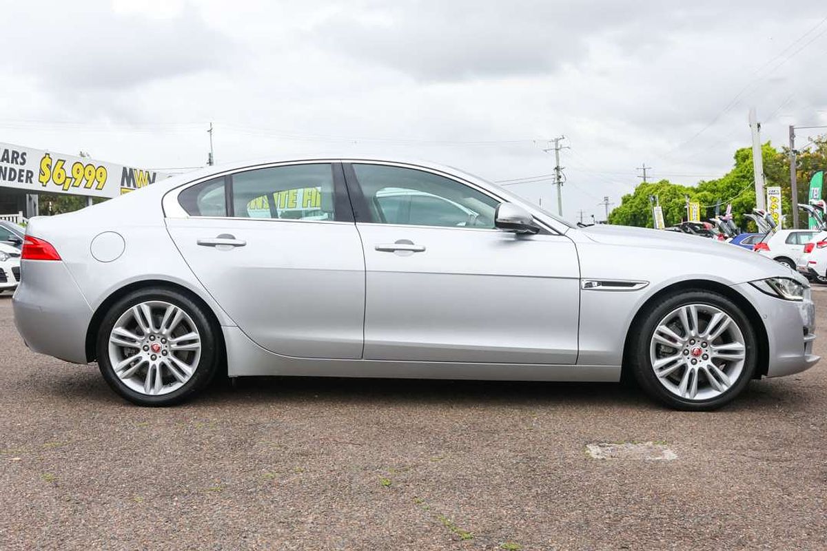 2015 Jaguar XE 25t Prestige X760