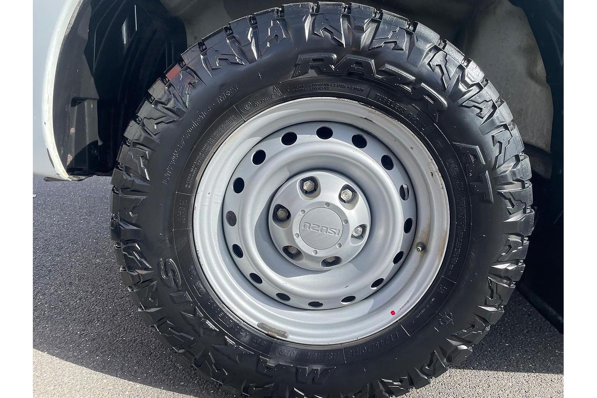 2019 Isuzu D-MAX SX High Ride Rear Wheel Drive