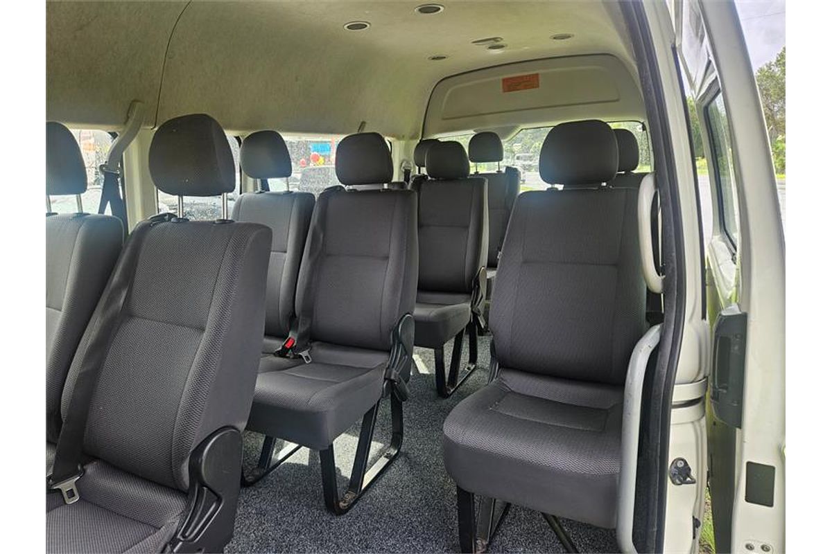 2014 Toyota Hiace Commuter KDH223R