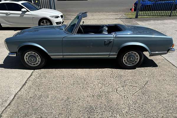 1970 Mercedes-Benz 280SL Sports R113
