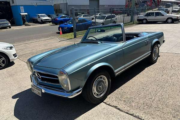 1970 Mercedes-Benz 280SL Sports R113