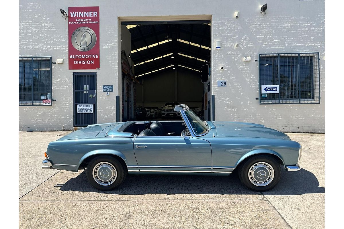 1970 Mercedes-Benz 280SL Sports R113