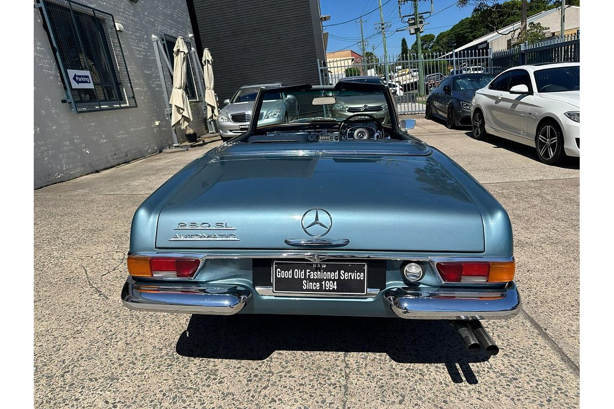 1970 Mercedes-Benz 280SL Sports R113