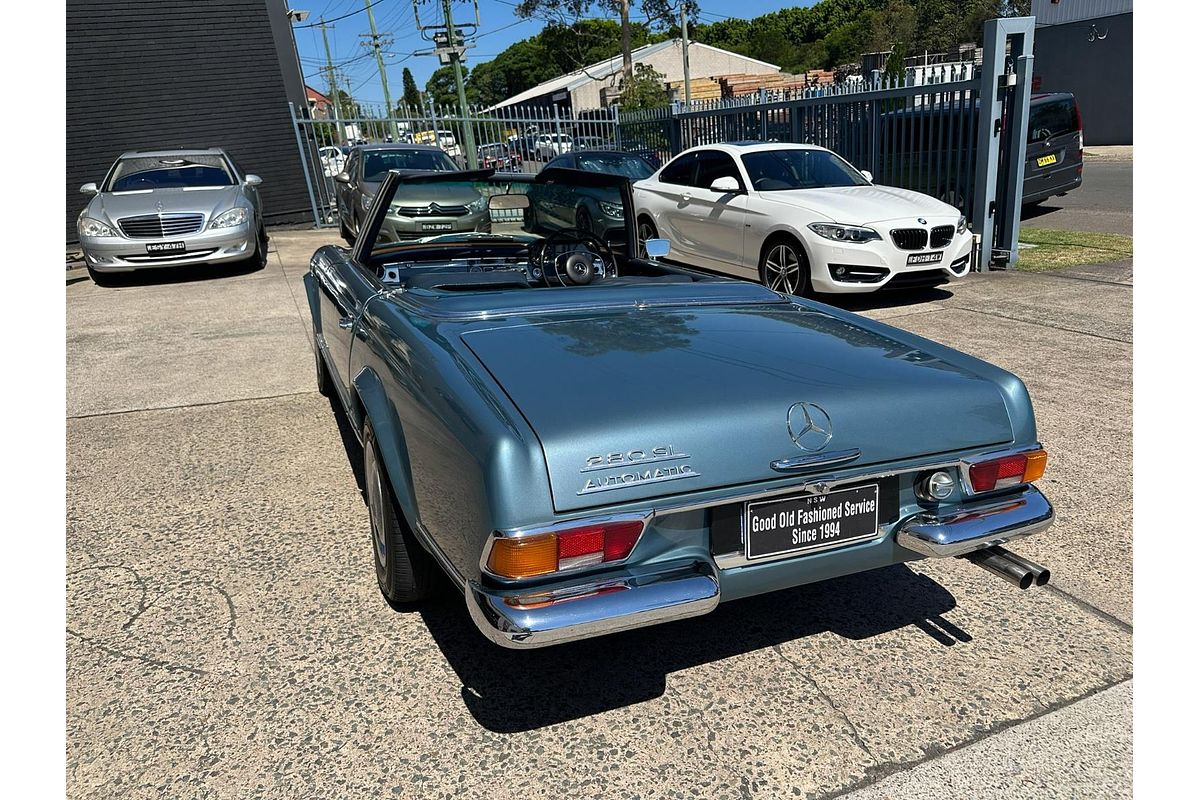 1970 Mercedes-Benz 280SL Sports R113