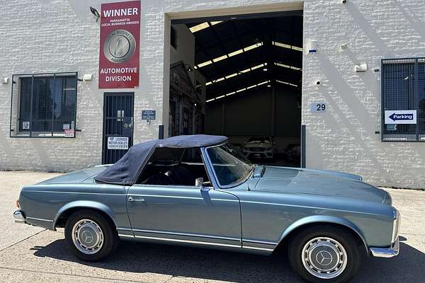 1970 Mercedes-Benz 280SL Sports R113