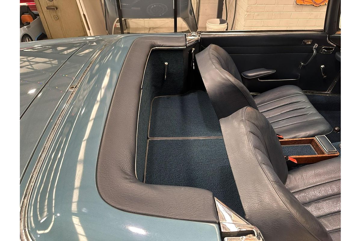 1970 Mercedes-Benz 280SL Sports R113