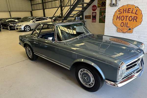 1970 Mercedes-Benz 280SL Sports R113