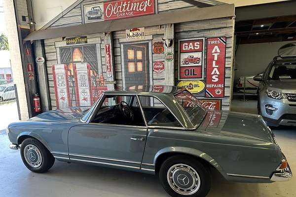 1970 Mercedes-Benz 280SL Sports R113